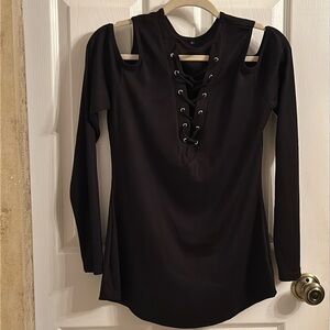 Women’s Black Open Shoulder Top Size Large